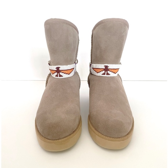 Australia Luxe Collective Joshua Shearling Boots with Beaded Bands Size 6 - Picture 5 of 16